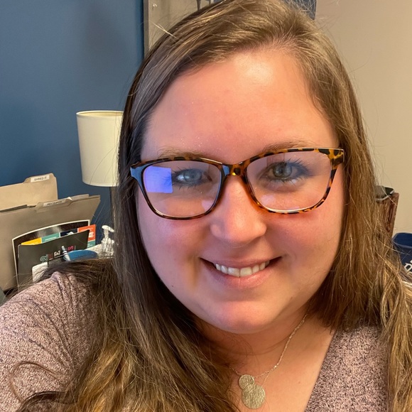 Meet your Posher, Samantha - Picture 1 of 1